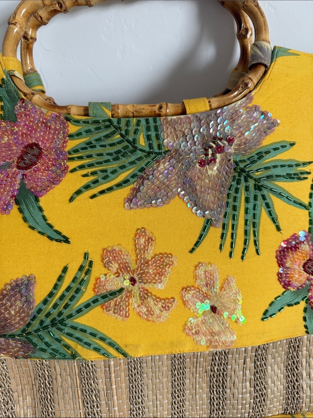 Yellow vintage Floral Bamboo-Handle Tote Bag - Picture 15 of 16